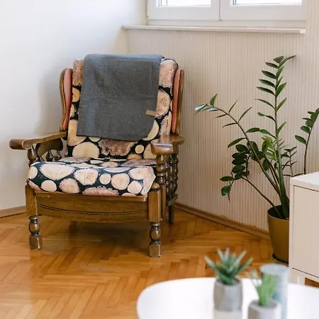Cozy 2 Bedroom Close To Center Appartement *